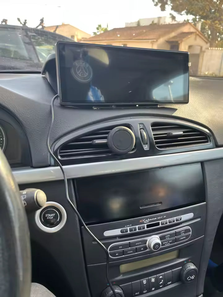 Universal Carplay and Android Auto
